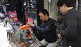 爆料残疾人摆摊视频播放,社会关爱与自强精神交织