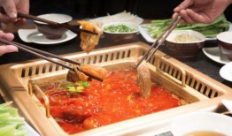 高唐美食爆料事件视频